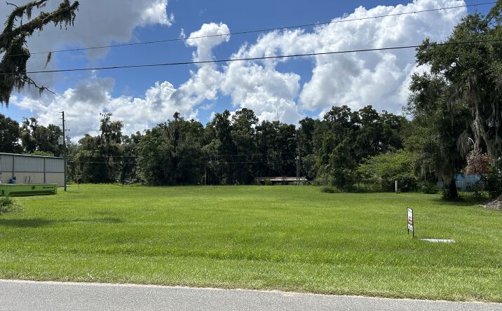 Pictures of Land property located at 1926 NW 57th St, Ocala, FL 34475 for sales - image #1