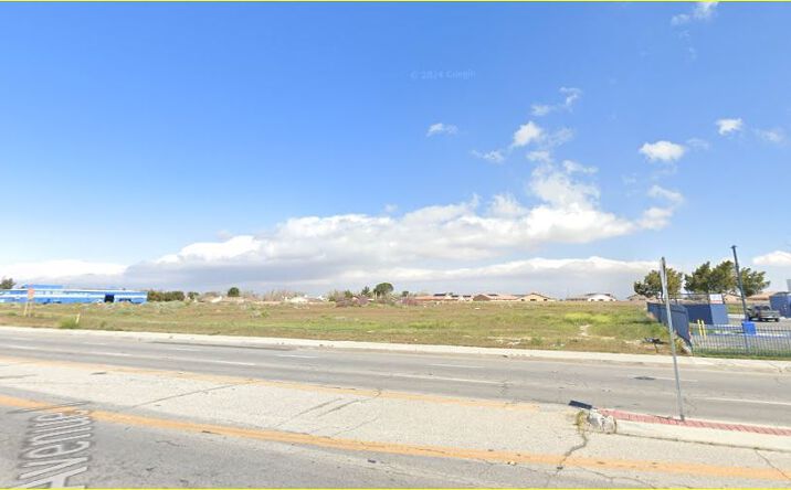 Pictures of Land, Mixed Use, Retail, Self Storage property located at Challenger Way, Lancaster, CA 93534 for sales - image #1