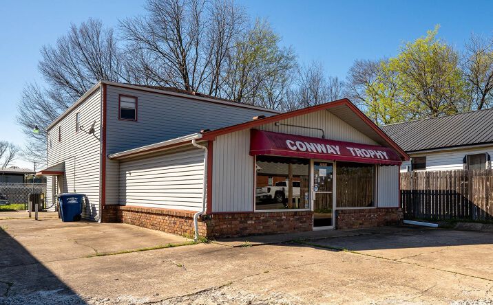 Pictures of Mixed Use property located at 1111 Harrison Street , Conway, AR 72034 for sales - image #1