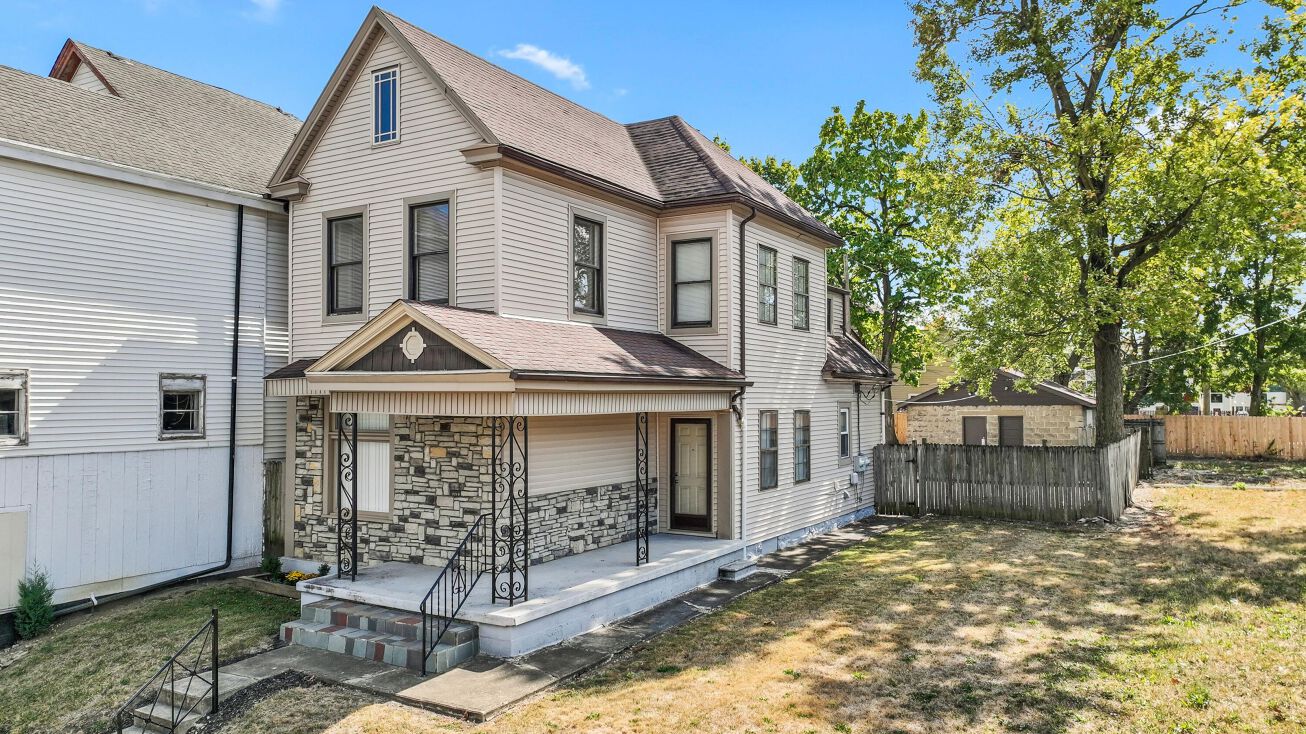 2219 W Broad Street, Columbus, OH 43223