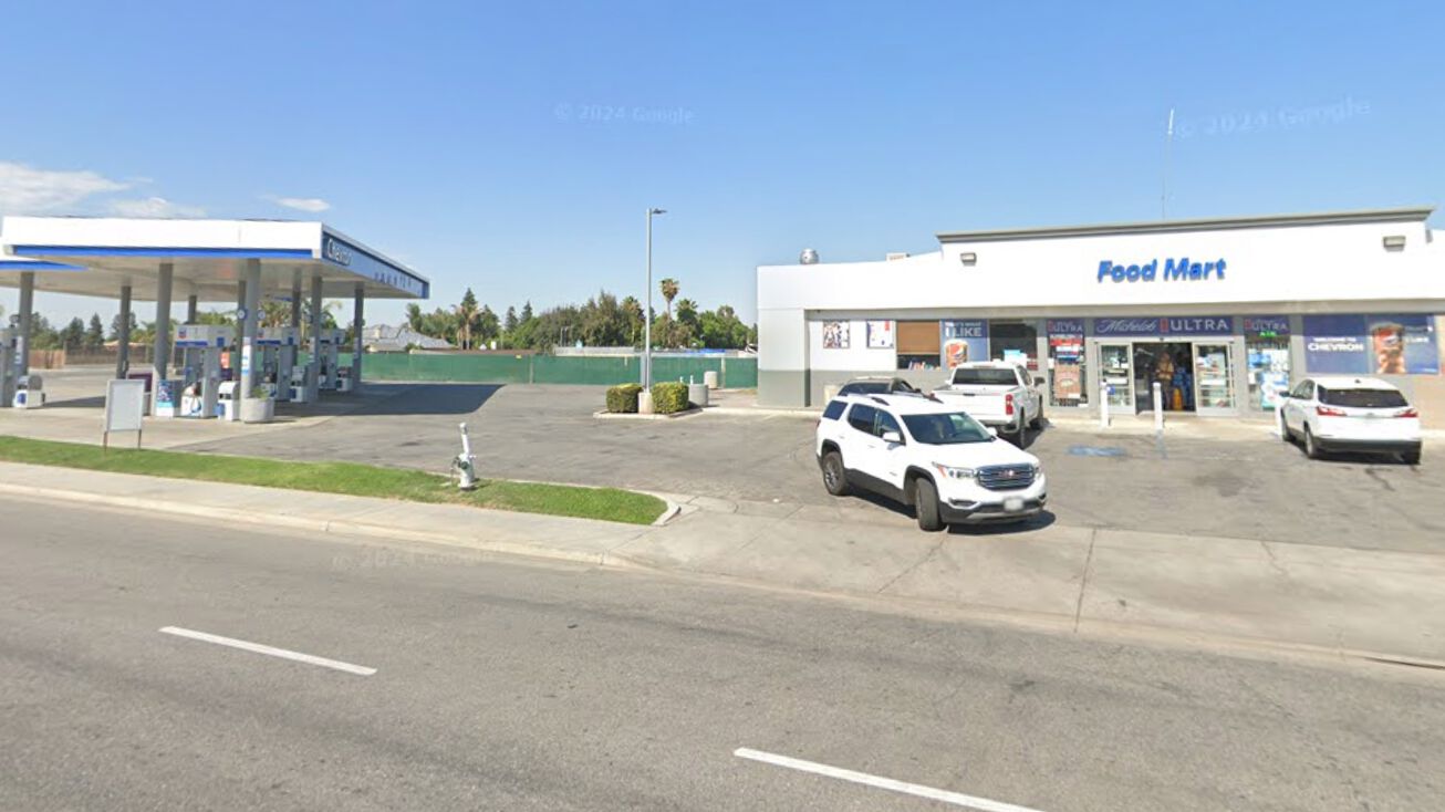 5609 Stine Rd, Bakersfield, CA 93313