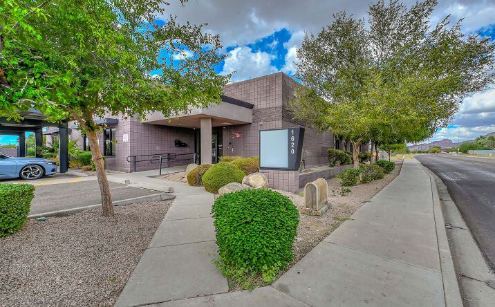 Pictures of Office, Special Purpose property located at 1620 N 48th St, Phoenix, AZ 85008 for sales - image #1