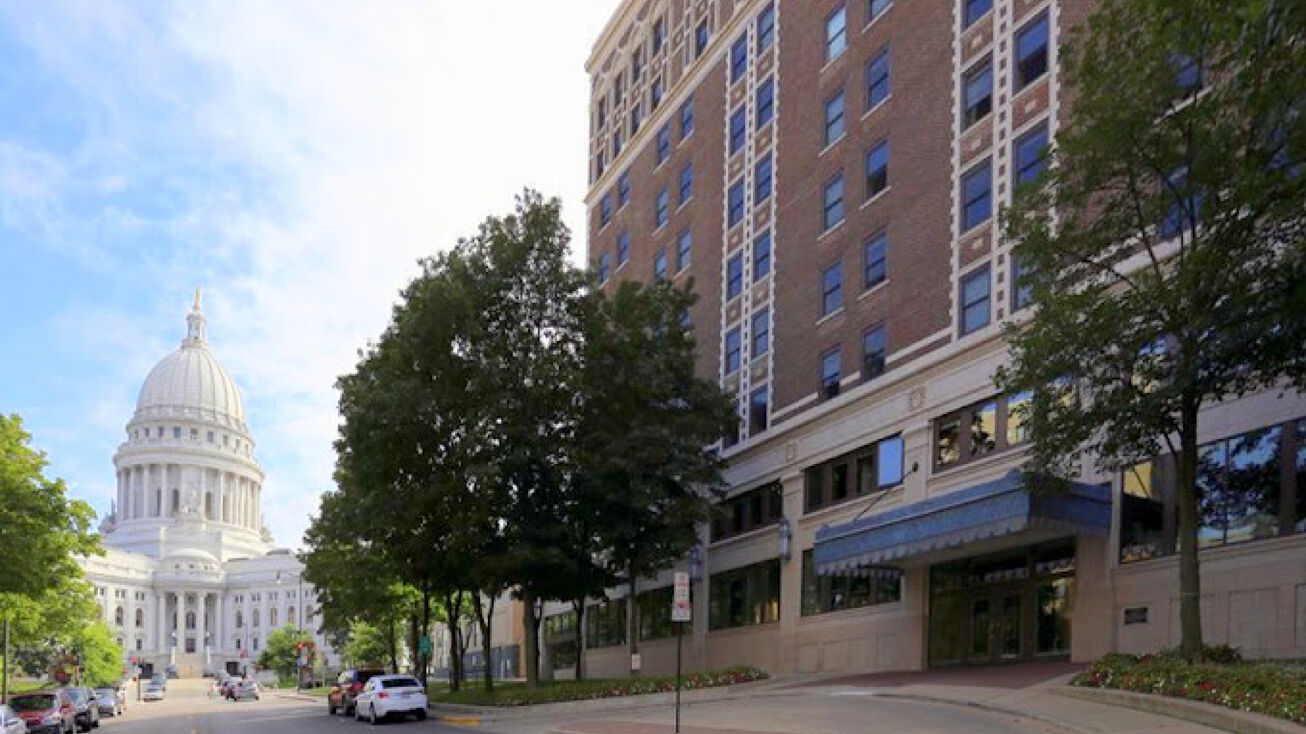 115 W Washington Ave, Madison, WI 53703