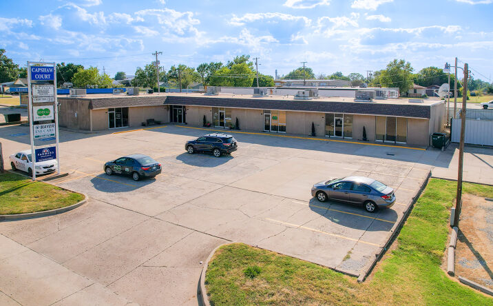Pictures of Office property located at 1714 N 4th St, Ponca City, OK 74601 for sales - image #1