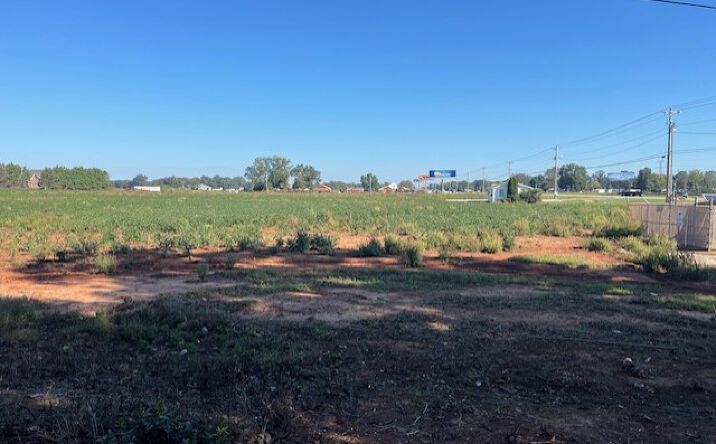 Pictures of Land property located at 0 Wilson Dam Rd. S, Mluscle Shoals, AL 35661 for sales - image #1