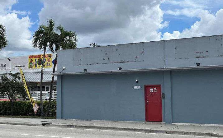 Pictures of Industrial property located at 2195 NW 27 AVE, Miami, FL 33142 for sales - image #1