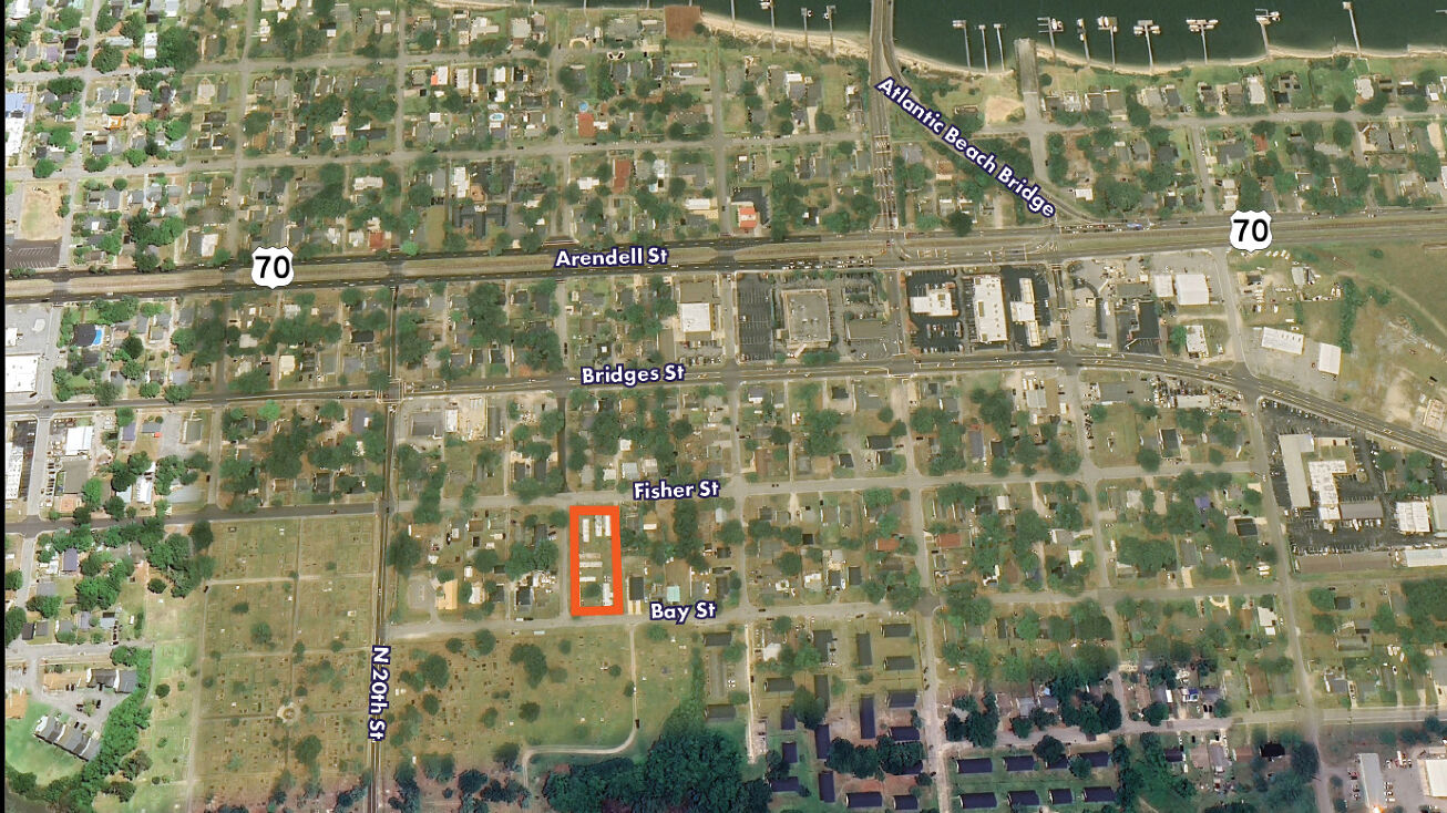 2100 Fisher St, Morehead City, NC 28557