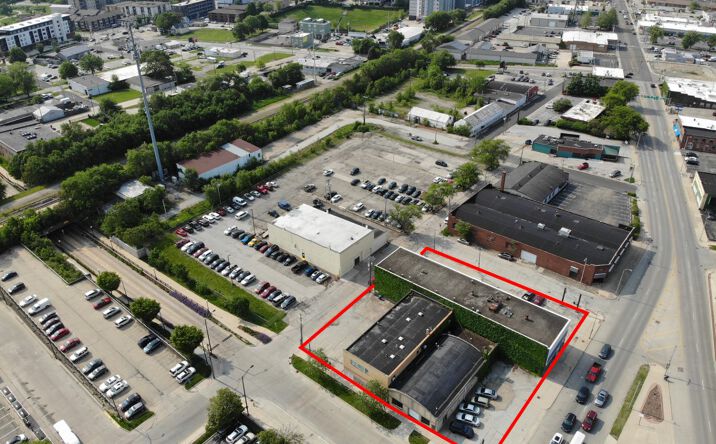 Pictures of Land property located at 210 S Walnut St, Champaign, IL 61820 for sales - image #1