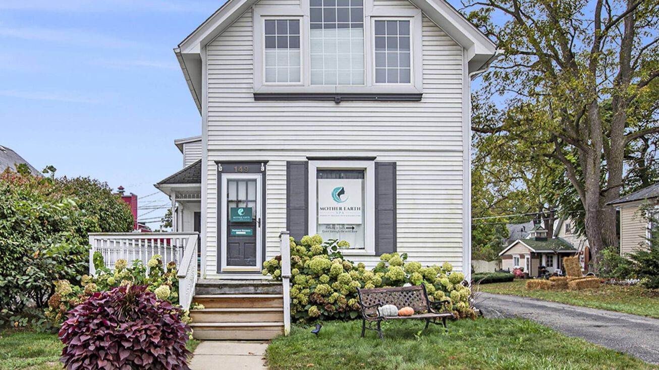 149 W St Clair St, Romeo, MI 48065