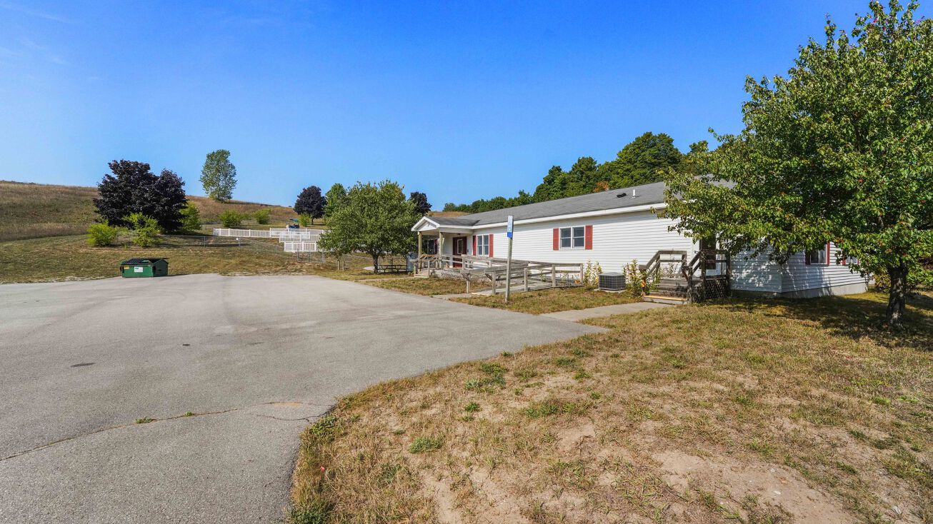 1878 S W Bay Shore Dr, Suttons Bay, MI 49682