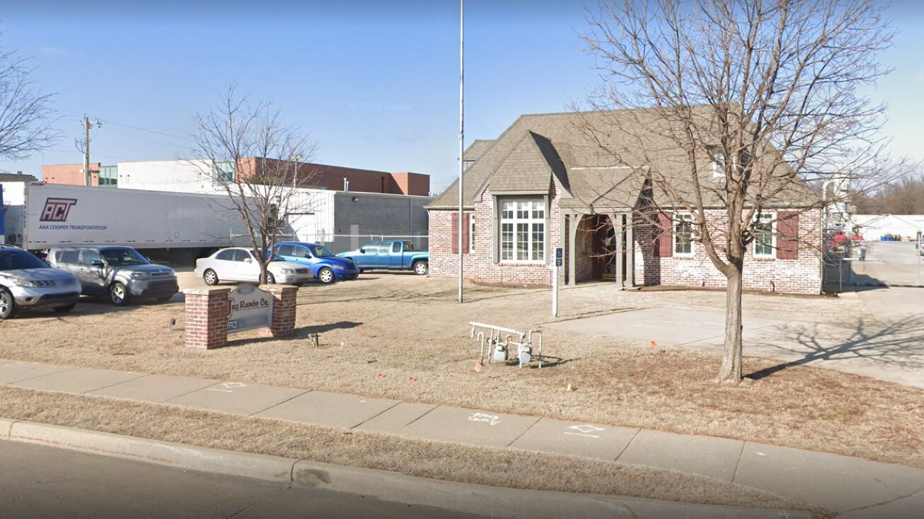 8401-e-41st-st-tulsa-ok-74145-crexi
