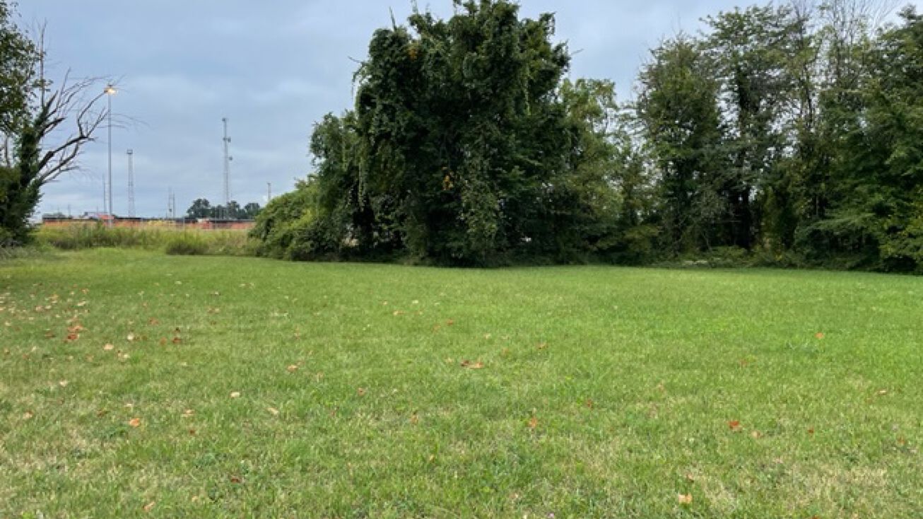 1720 W Florida St, Springfield, MO 65803