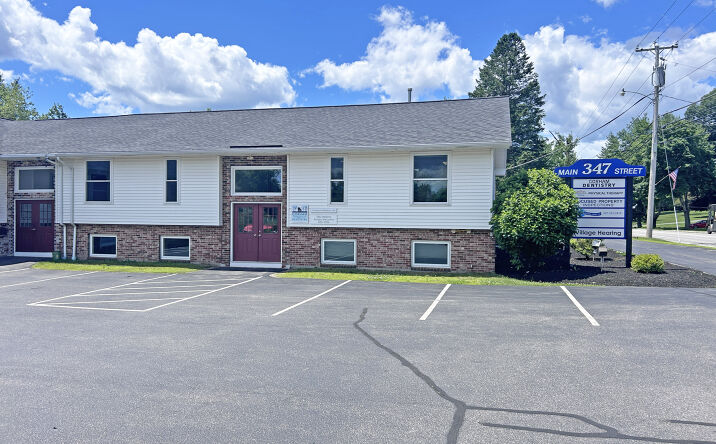 Pictures of Office property located at 347 Main St, Gorham, ME 04038 for comps - image #1