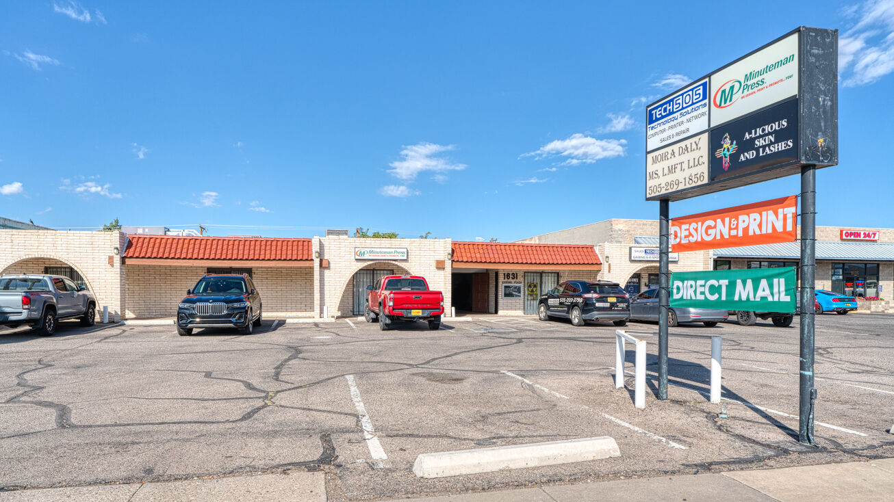 1631 Eubank Blvd NE, Albuquerque, NM 87112