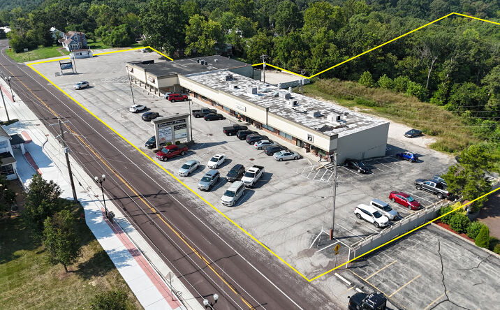 Pictures of Retail property located at 3015 High Ridge Blvd, High Ridge, MO 63049 for sales - image #1