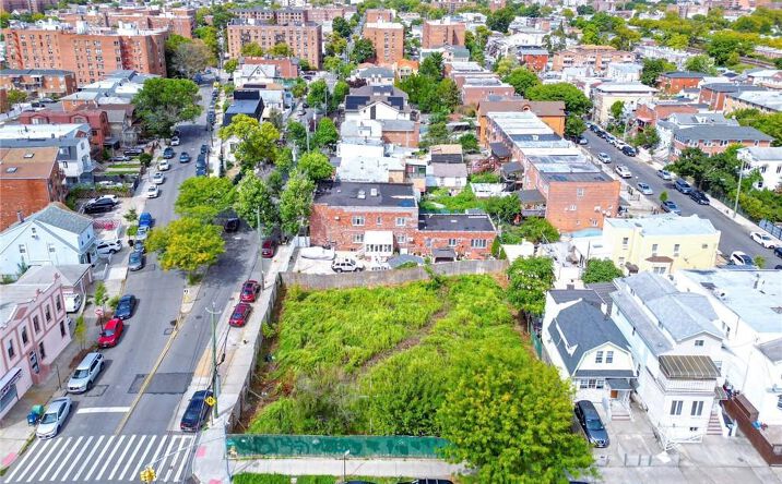 Pictures of Land property located at 2481 East 13th Street, Brooklyn, NY 11235 for sales - image #1