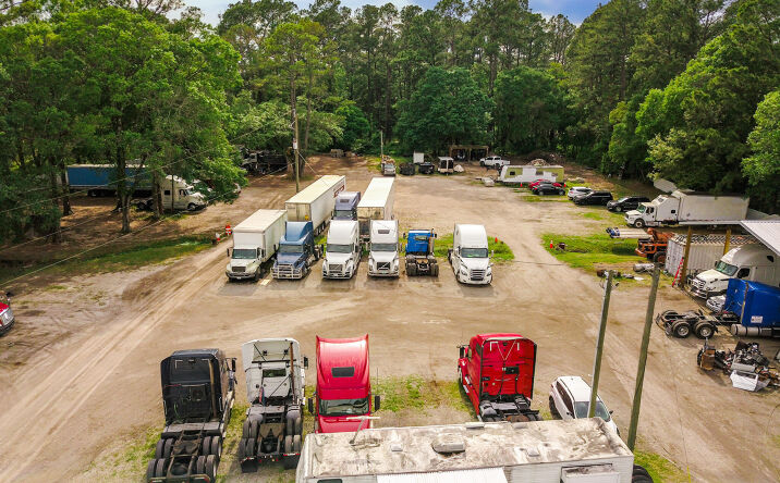 Pictures of Industrial, Office property located at 6608 OLD KINGS Road, Jacksonville, FL 32219 for sales - image #1