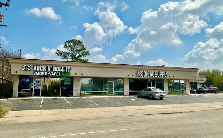 Pictures of Retail property located at 8721 Stella Link Rd, Houston, TX 77025 for sales - image #1