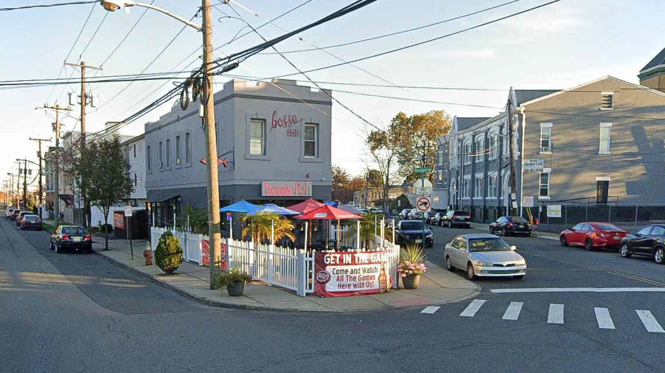 230 Trumbull St, Elizabeth, NJ 07206