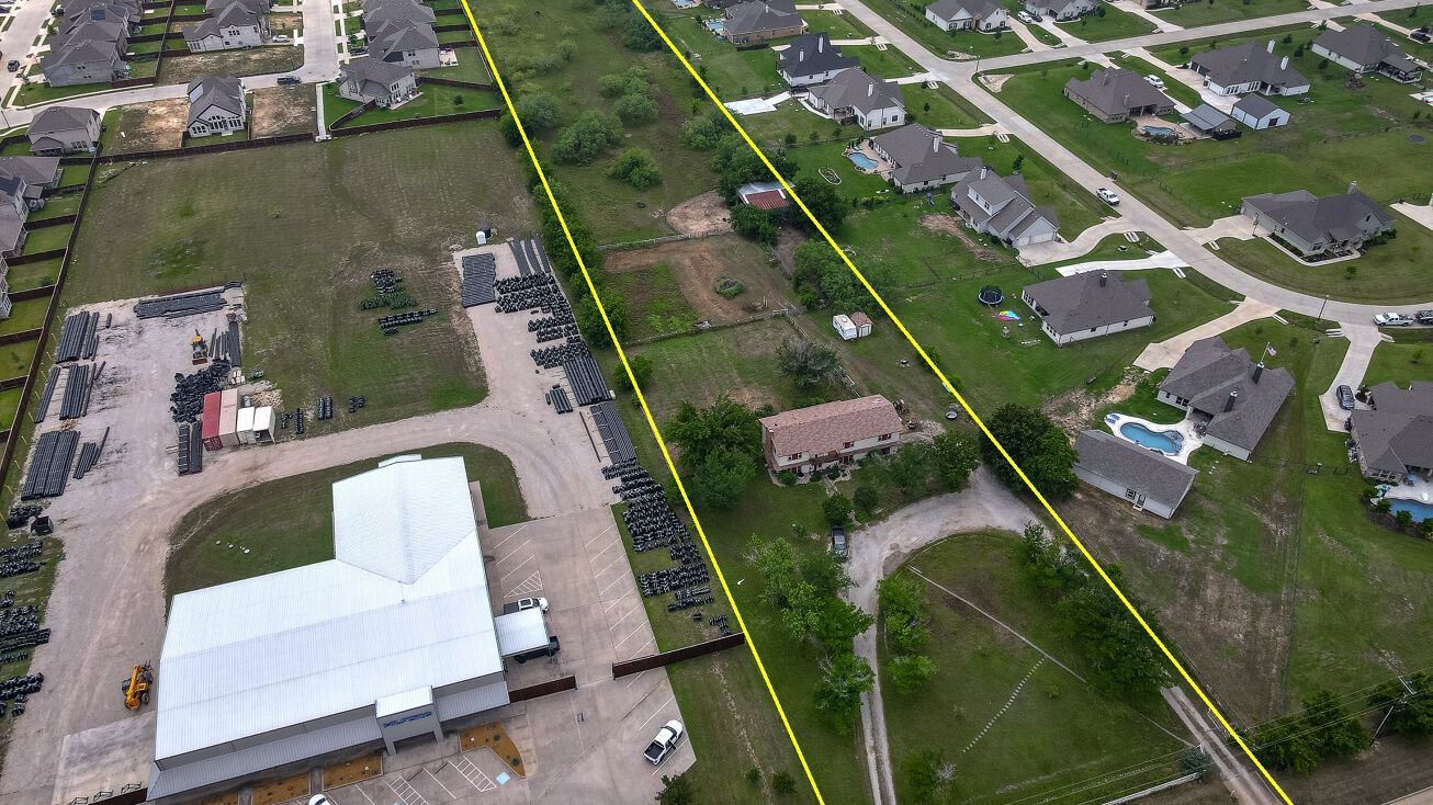 16777 John Wiley Rd, Justin, TX 76247