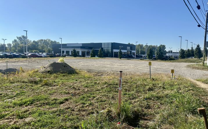 Pictures of Land property located at 44974 N Gratiot Ave, Clinton Township, MI 48036 for sales - image #1