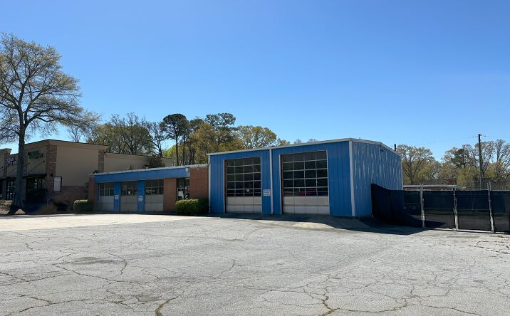 Pictures of Retail, Special Purpose property located at 571 Forest Pkwy, Forest Park, GA 30297 for sales - image #1