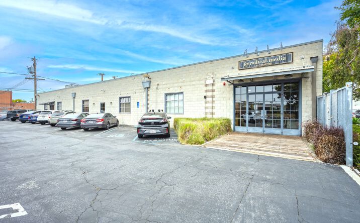 Pictures of Office property located at 1630 12th St, Santa Monica, CA 90404 for sales - image #1