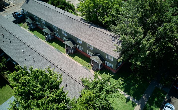 Pictures of Multifamily property located at 120 Leflore Ave, Clarksdale, MS 38614 for sales - image #1