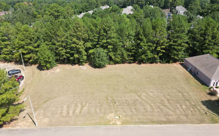 Pictures of Land property located at Galleria Dr, Oxford, MS 38655 for sales - image #1
