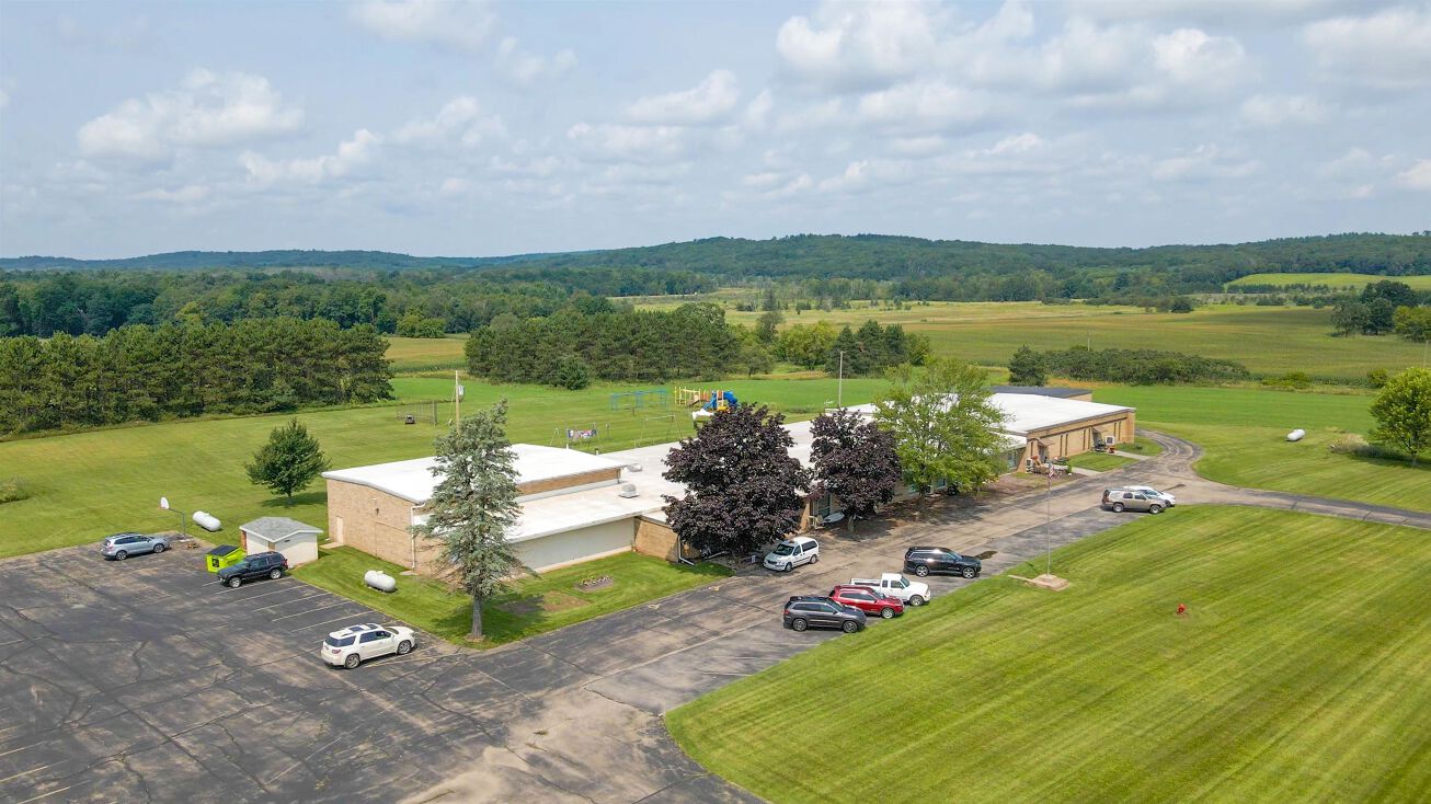N5275 County Road, Pine River, WI 54965