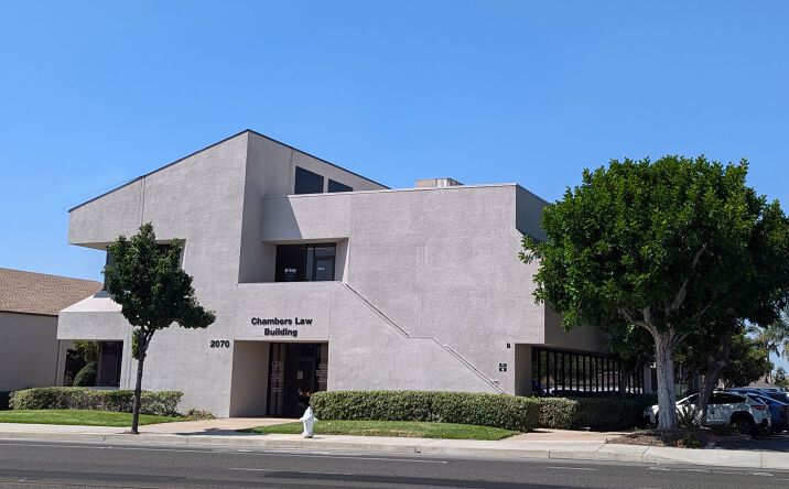 Pictures of Office property located at 2070 N Tustin Ave, Santa Ana, CA 92705 for sales - image #1