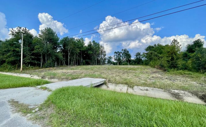 Pictures of Land property located at Lots 25 26 Terrace Avenue, Waveland, MS 39576 for sales - image #1