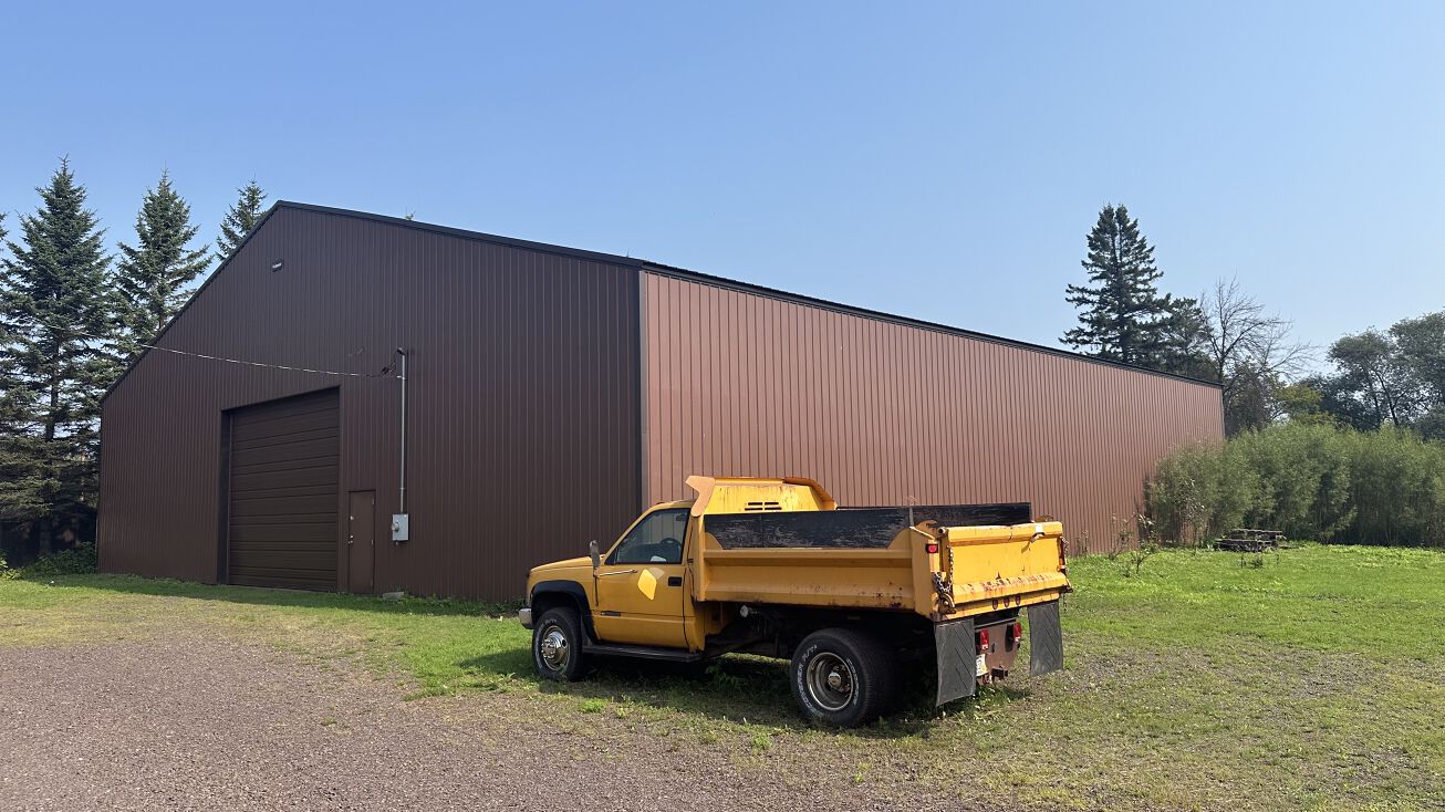 3818 St Croix St, Superior, WI 54880