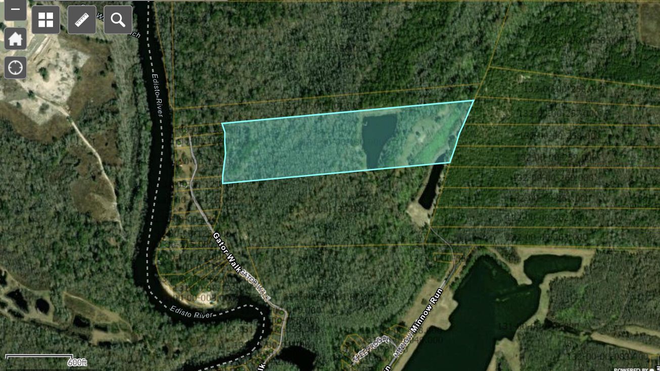 000 Gator Walk, Ridgeville, SC 29472