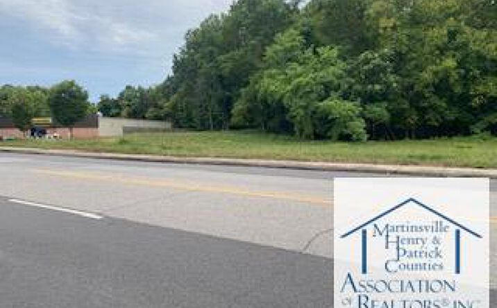 Pictures of Land property located at 1150 Spruce St, Martinsville, VA 24112 for sales - image #1