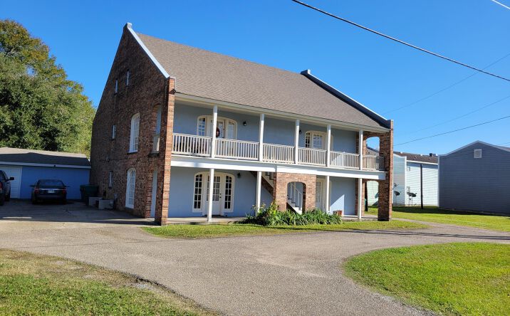 Pictures of Multifamily property located at 205 Guillot Rd, Youngsville, LA 70592 for sales - image #1