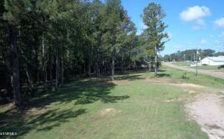 Pictures of Special Purpose property located at 1013 Golf Course Road, Philadelphia, MS 39350 for sales - image #1