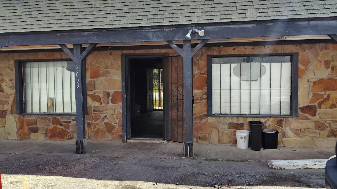 5008 Brazosport Blvd N, Clute, TX 77531