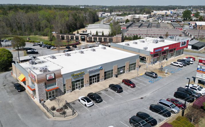 Pictures of Retail property located at 6053 Veterans Pkwy, Columbus, GA 31909 for sales - image #1