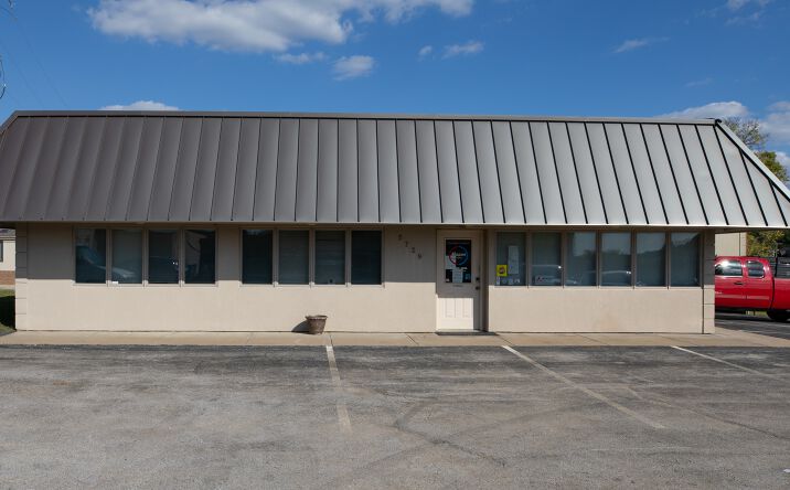 Pictures of Industrial, Retail property located at 5729 Nieman Rd, Shawnee, KS 66203 for sales - image #1