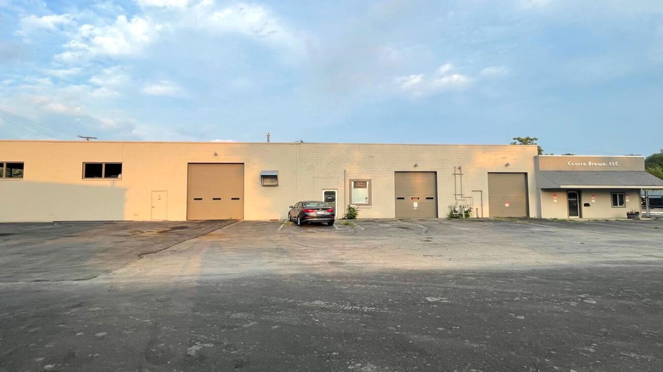 111 Burbank Dr, Toledo, OH 43607