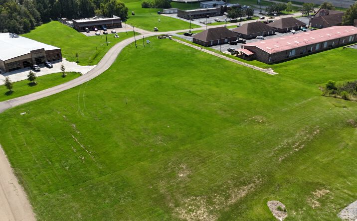 Pictures of Land property located at 140 Southpointe Dr, Byram, MS 39272 for sales - image #1