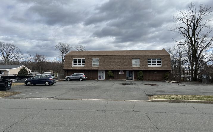 Pictures of Industrial, Office, Retail property located at 1590 5th St, Ewing Township, NJ 08638 for sales - image #1