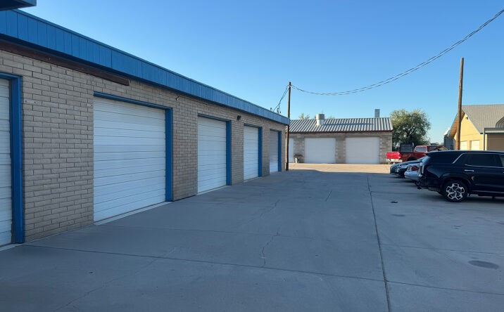 Pictures of Office, Industrial, Business for Sale property located at 836, 850 W Cottonwood Ln, Casa Grande, AZ 85122 for sales - image #1