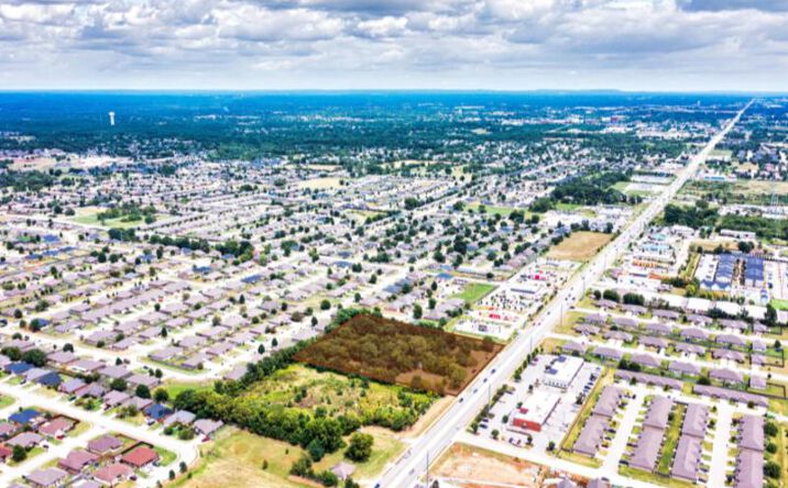 Pictures of Land, Mixed Use, Multifamily, Office, Retail property located at 1410 E Centerton Blvd, Bentonville, AR 72712 for sales - image #1