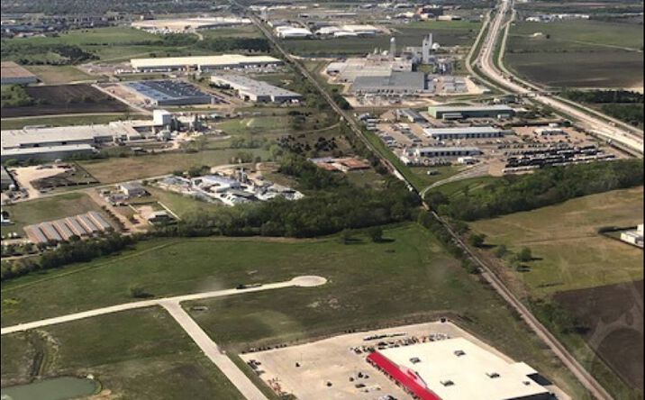 Pictures of Land property located at US-77, Waxahachie, TX 75165 for sales - image #1