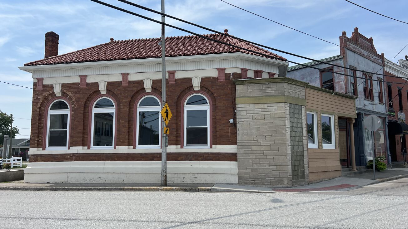 101 W Washington St, Sunman, IN 47041