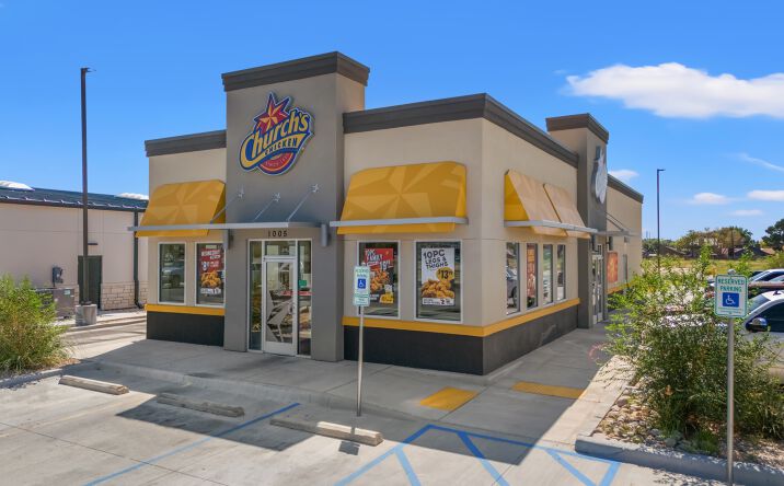 Pictures of Retail property located at 1005 Joe Harvey Blvd, Hobbs, NM 88240 for sales - image #1