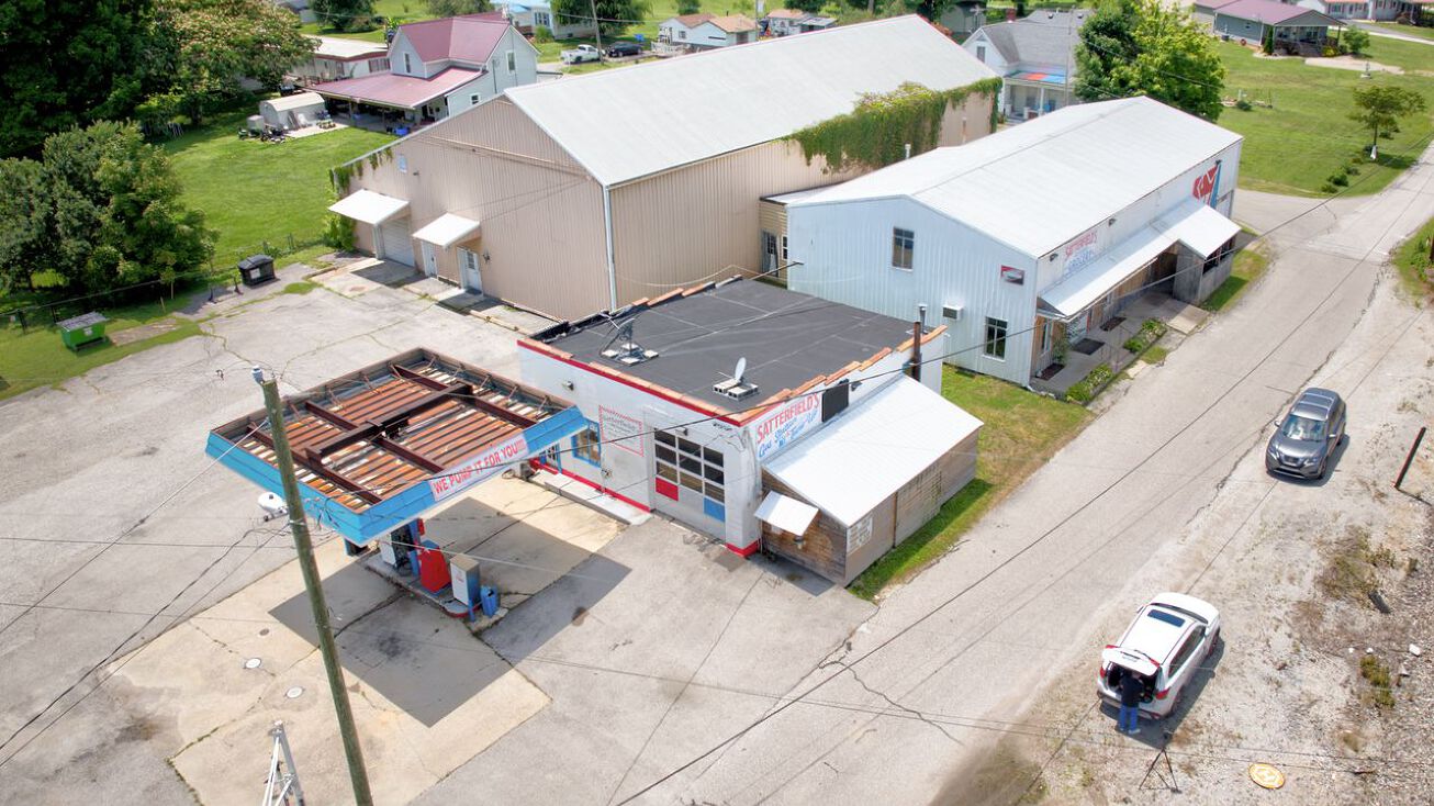 5015 Front St NW, Depauw, IN 47115