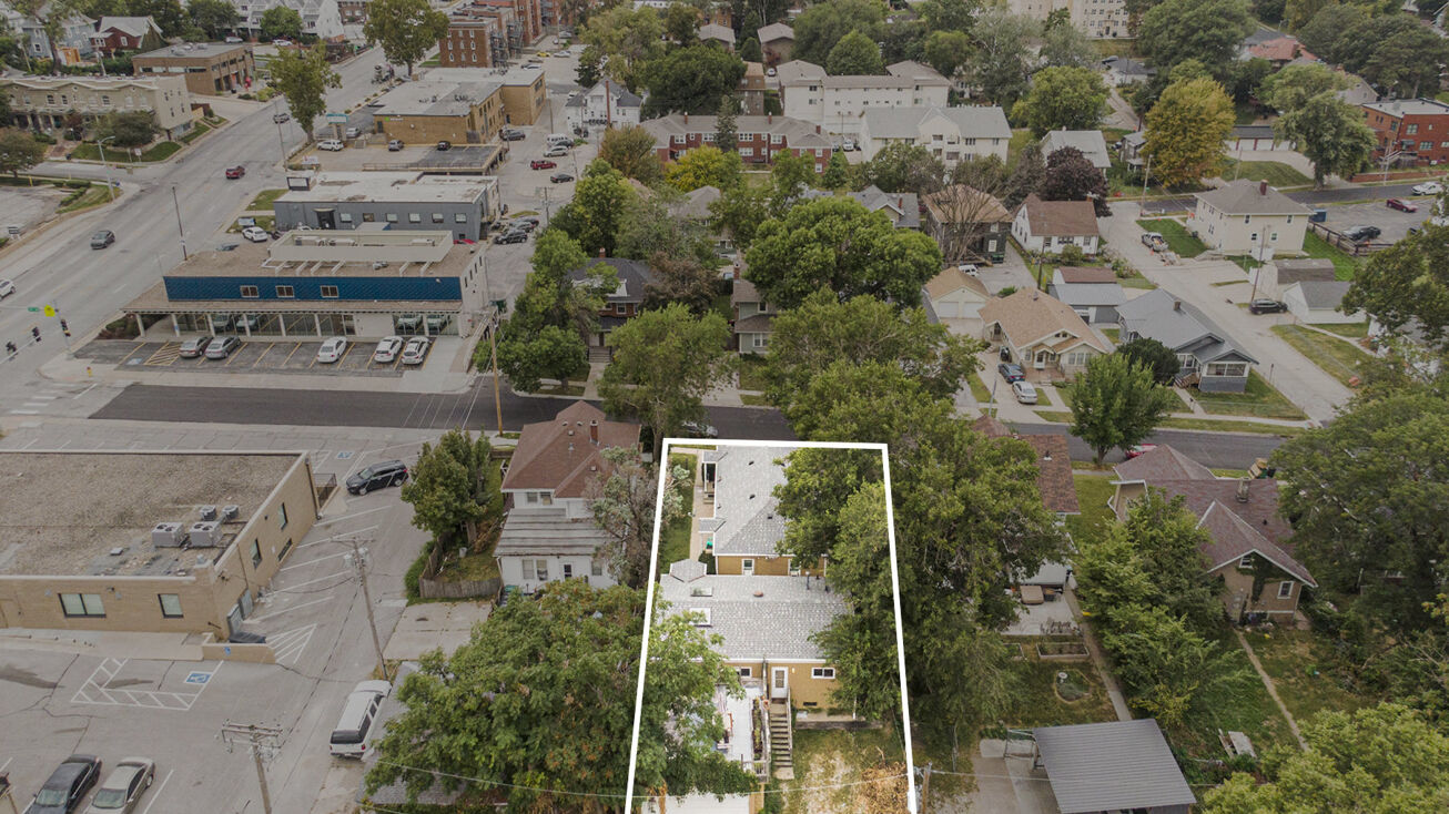 121 N 35th Ave, Omaha, NE 68131